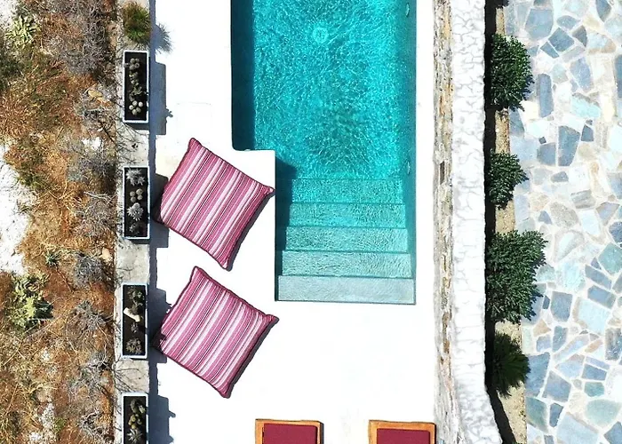 Piccolo With Private Pool And Sea View 别墅 *