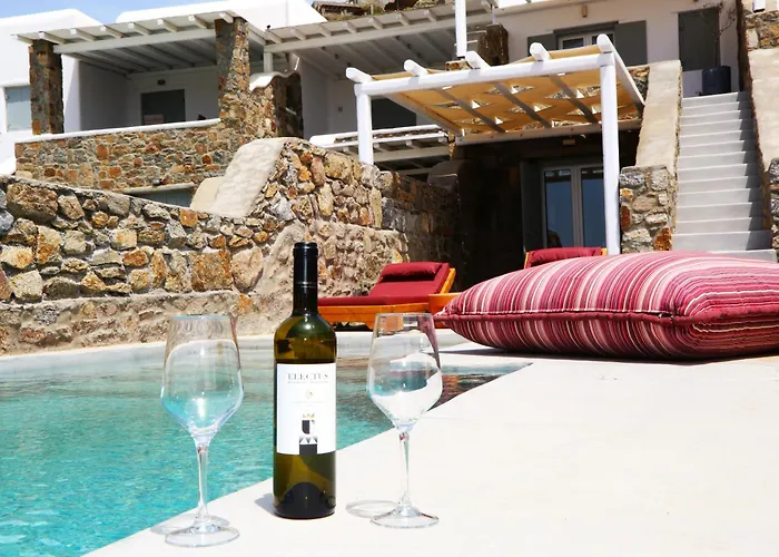 Βίλα Piccolo With Private Pool And Sea View Καλαφάτη